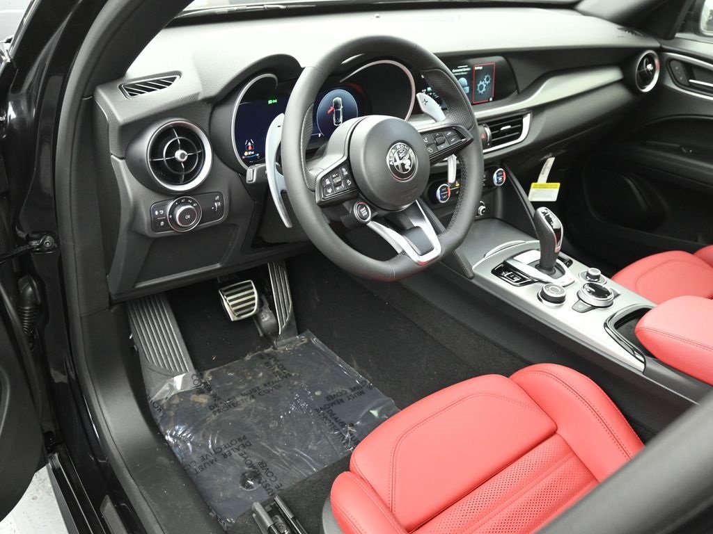 2026 ALFA ROMEO STELVIO - Image 8
