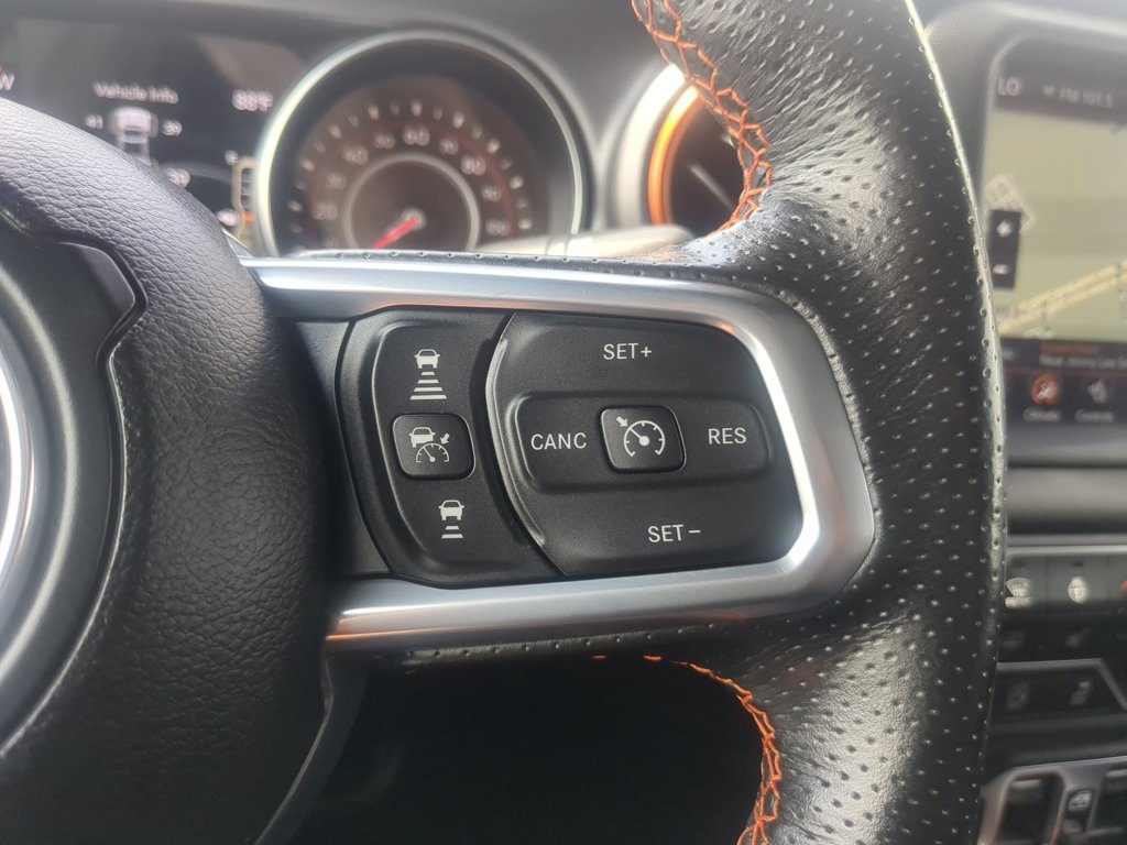 Used 2021 Sting-Gray Clearcoat Jeep Mojave image 23
