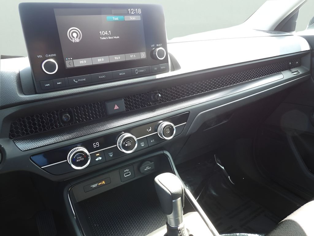 Certified Used 2025 Black Honda LX image 27