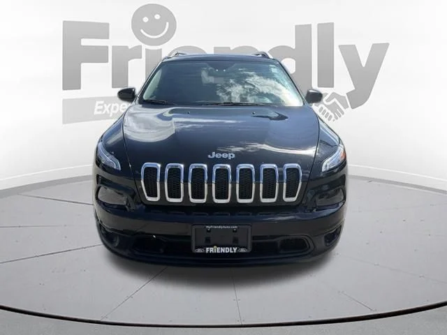 Used 2018 Diamond Black Jeep Latitude Plus image 12