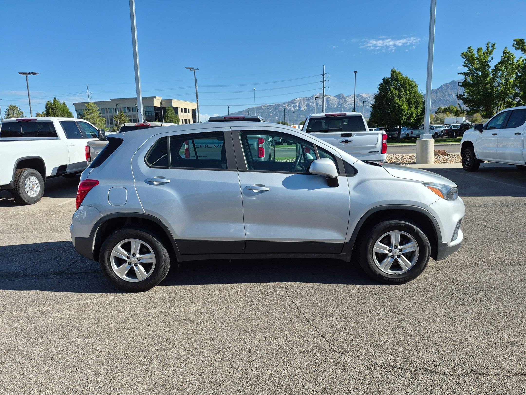 Used 2017 Chevrolet Trax LS with VIN 3GNCJNSB7HL289762 for sale in American Fork, UT
