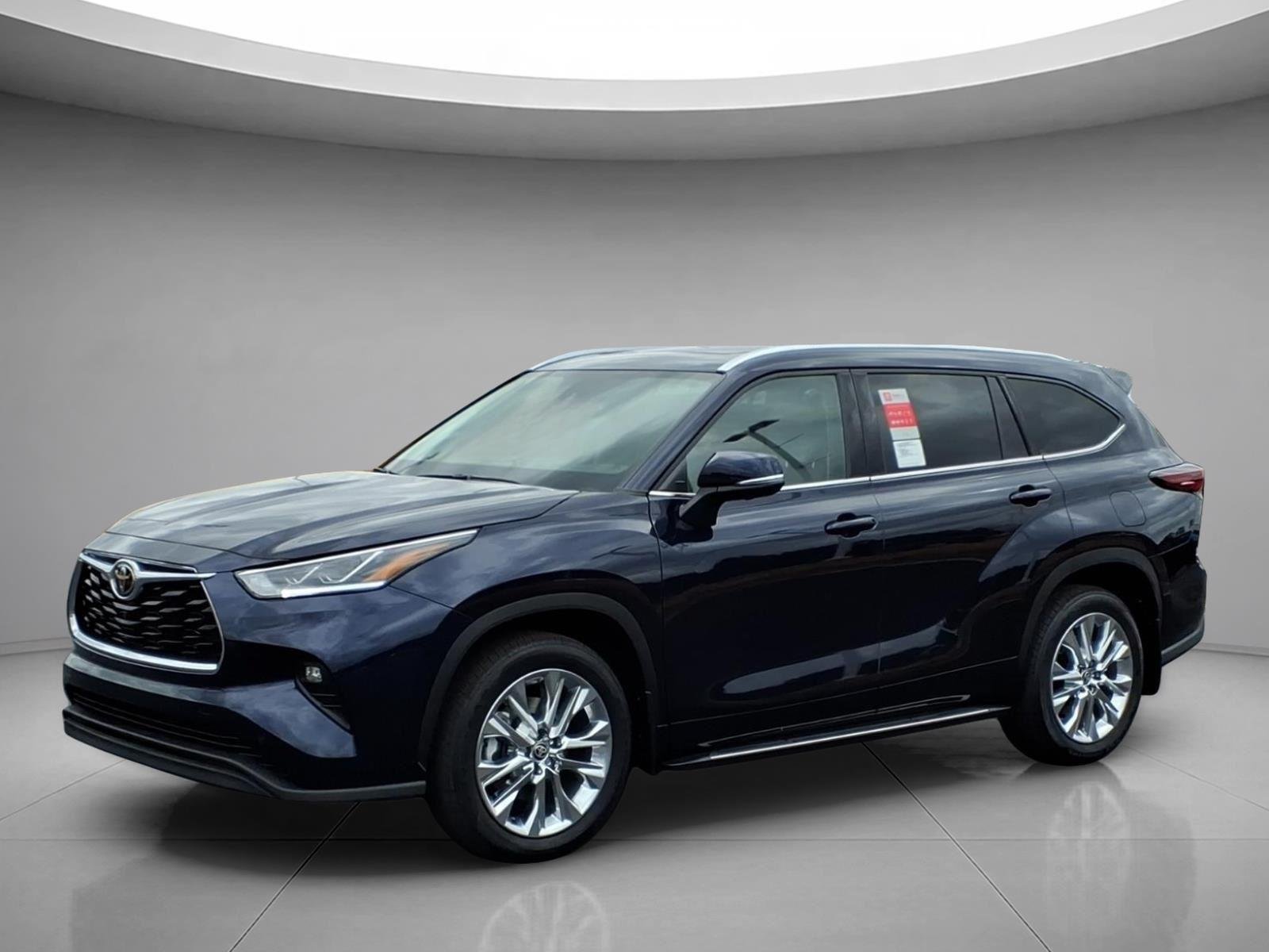 2026 Toyota Highlander Limited AWD's photo
