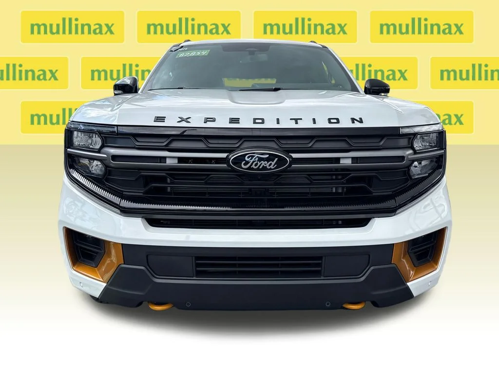 New 2026 White Ford Tremor image 14