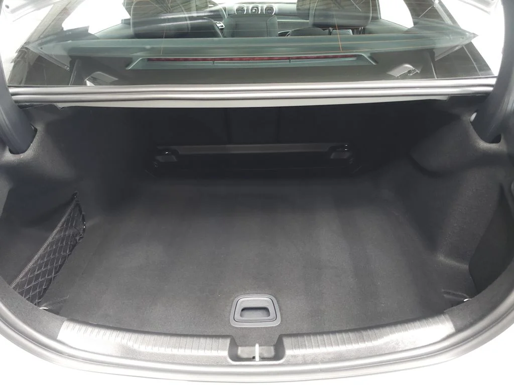 Used 2026  Mercedes-Benz C 300 image 27