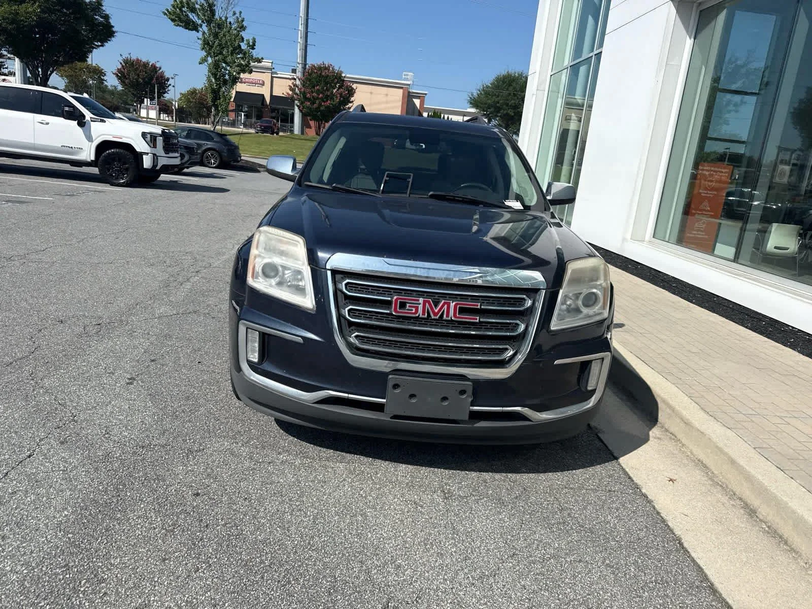 Used 2017 Dark Sapphire Blue Metallic GMC SLT image 3