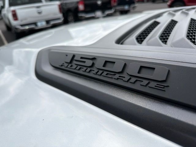 New 2027 Silver Zynith Exterior Paint RAM Laramie image 9