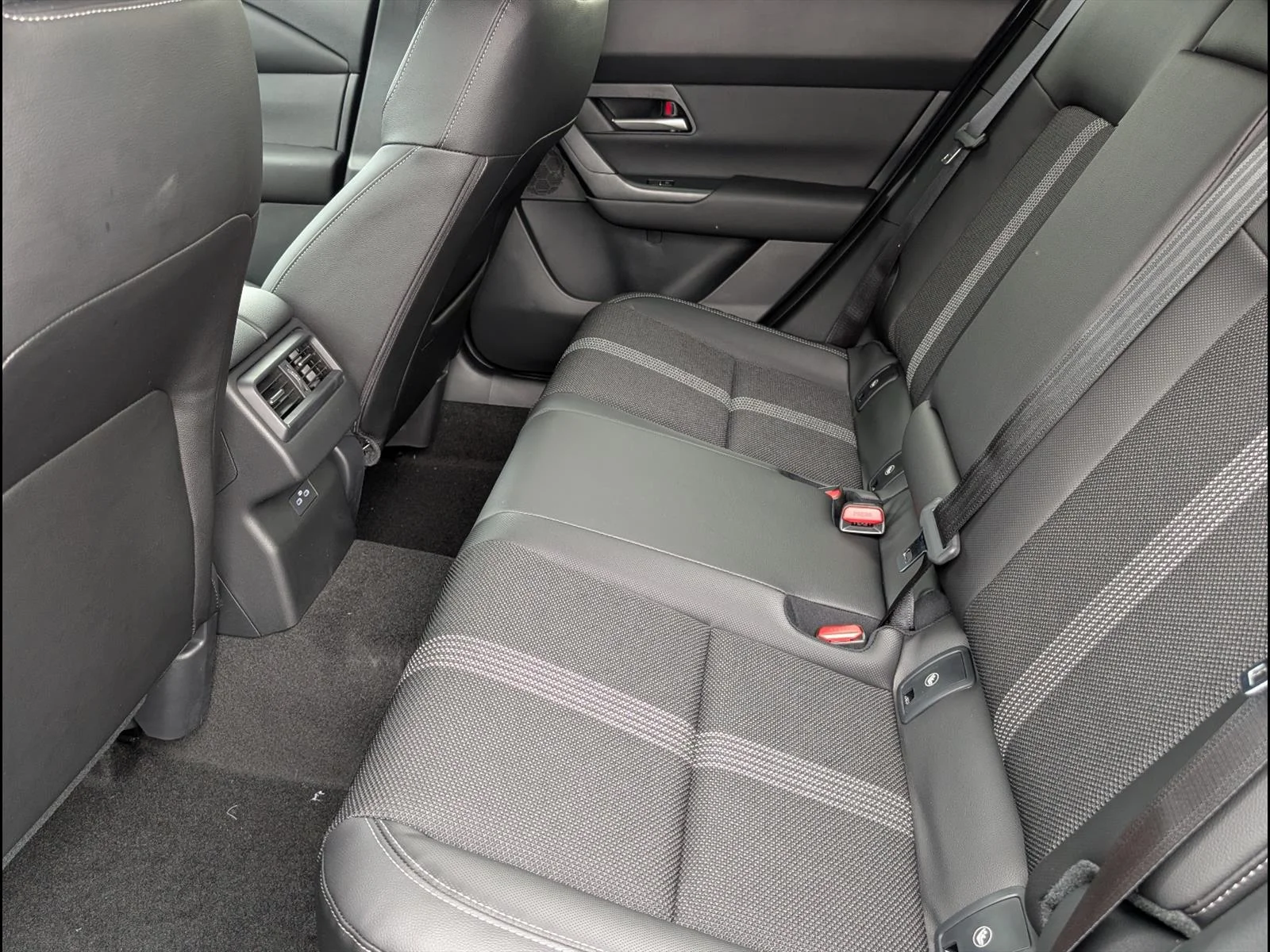 2026 Mazda CX-50 Preferred - Photo 11