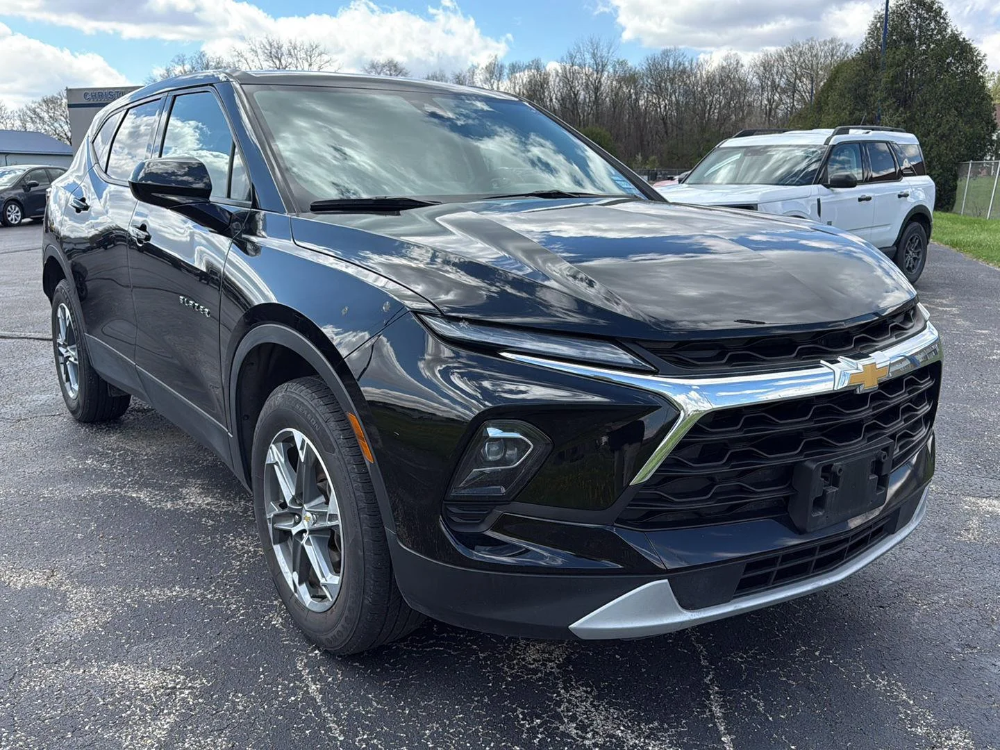 Used 2023 Black Chevrolet LT image 3