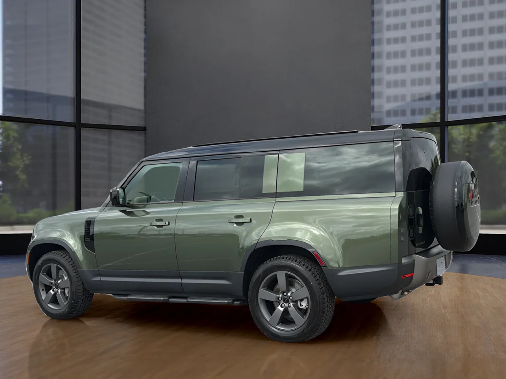 New 2026 Green Land Rover S image 14