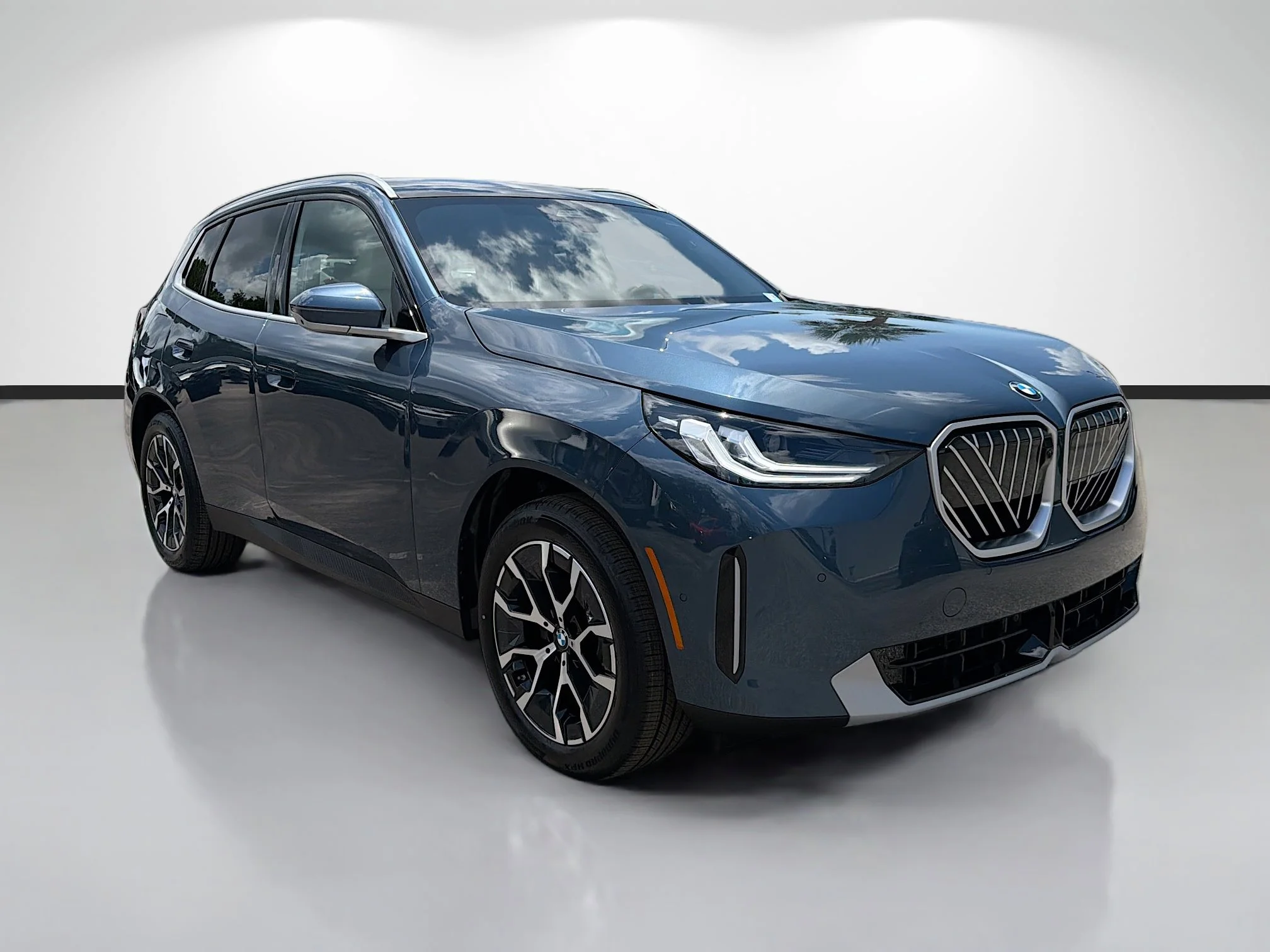 New 2026 Arctic Race Blue metallic BMW 30 xDrive image 1