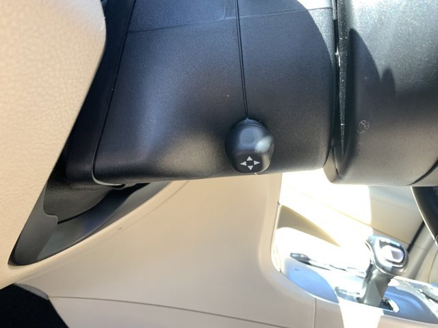 Used 2015 Brilliant Black Crystal Pearlcoat Jeep Limited image 29