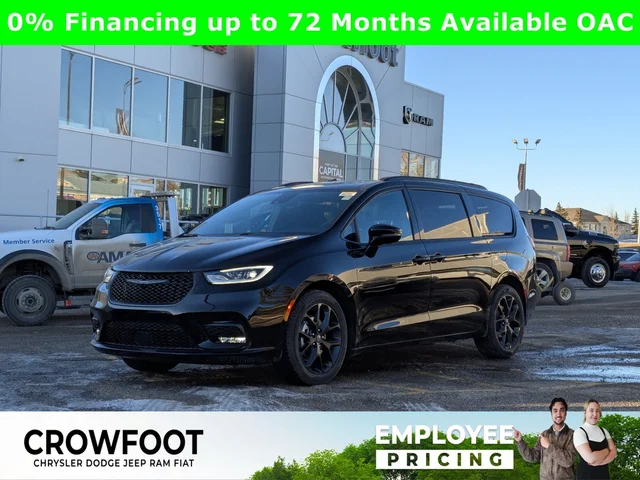 2026 Chrysler Pacifica Select - - FWD - Panoramic Sunroof - Power Sliding Doors - S App Pkge & More!