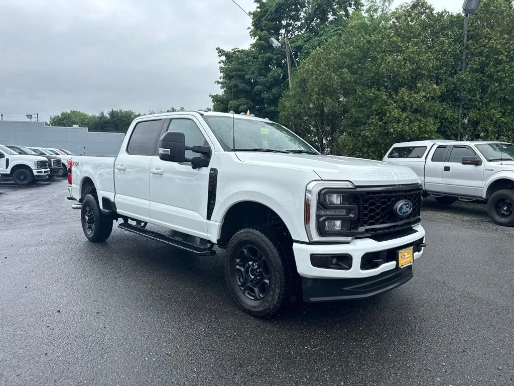 Used 2024 White Ford XLT image 8
