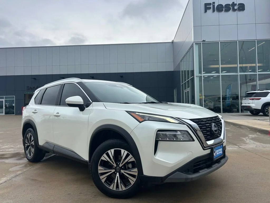 2023 Nissan Rogue SV FWD's photo