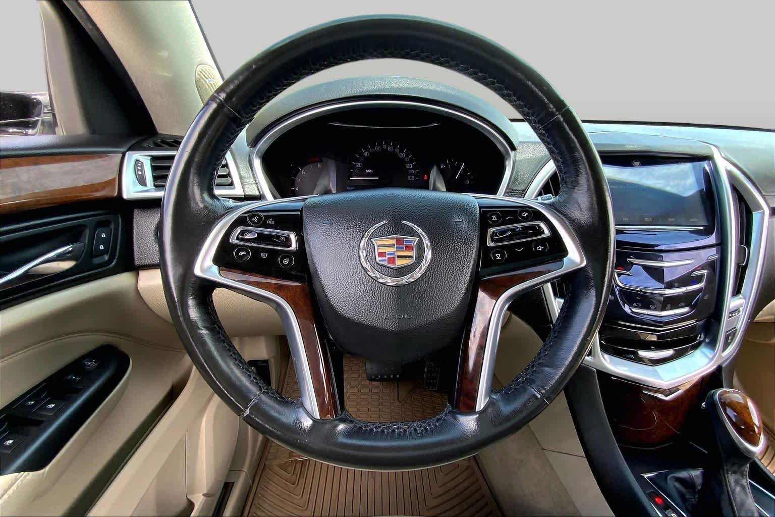 Used 2013 Platinum Ice Tricoat Cadillac Luxury Collection image 6