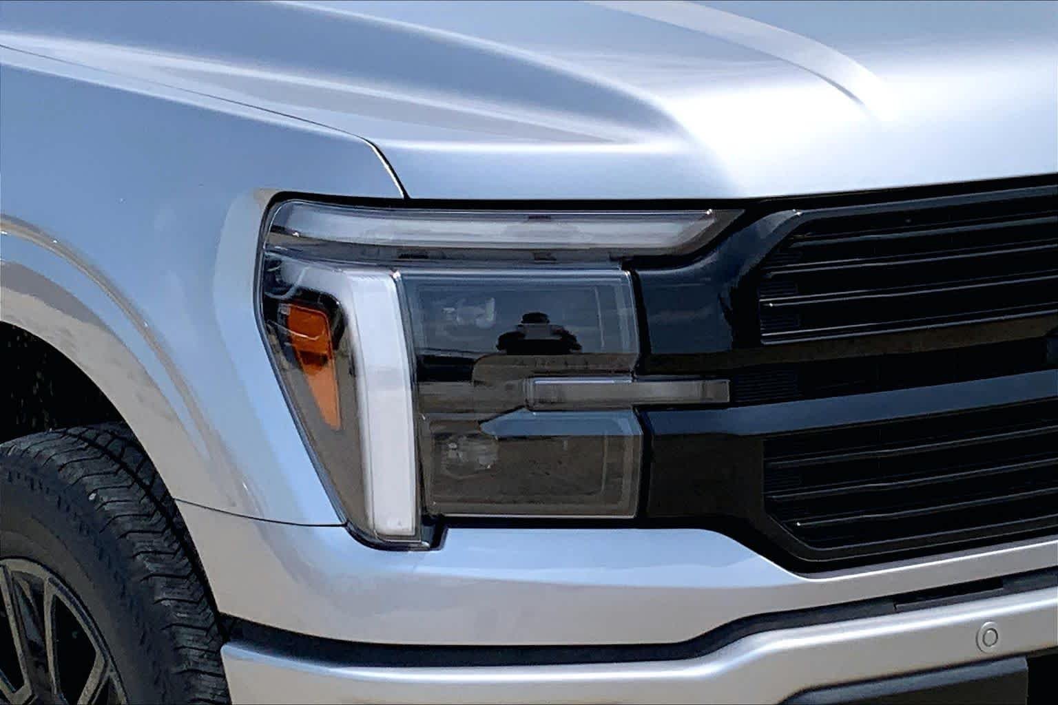 New 2026 Iconic Silver Metallic Ford Platinum® image 10