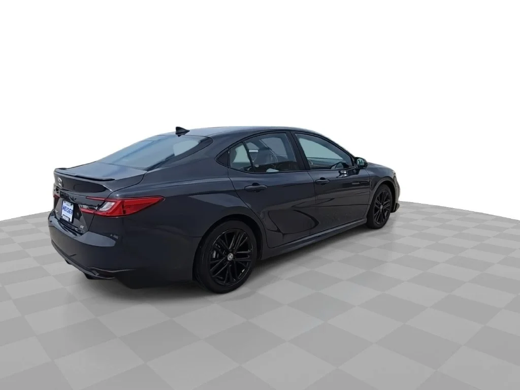 Used 2025  Toyota SE image 8