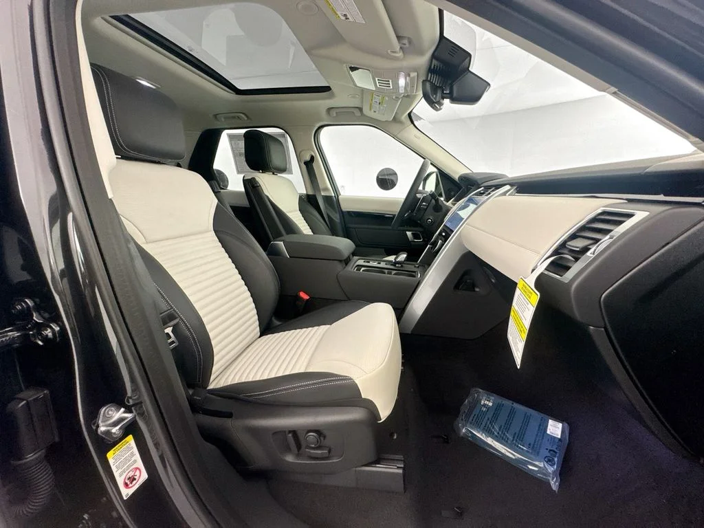 New 2026 Carpathian Grey Land Rover S image 28