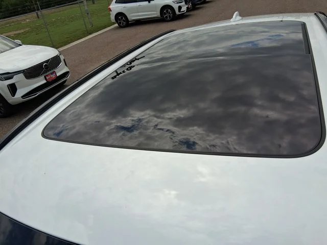 New 2026 Crystal White Volvo Plus image 20