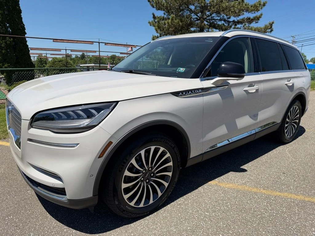 2022 Lincoln Aviator Reserve AWD's photo