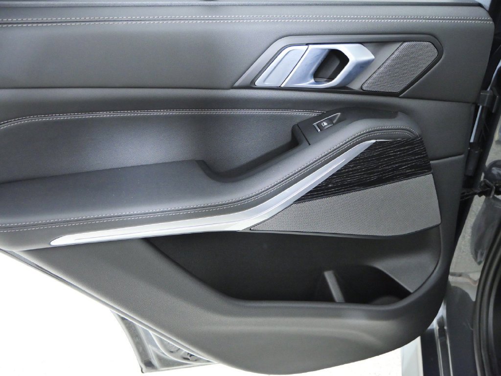Certified Used 2024 Dravit Grey Metallic BMW M60i image 35
