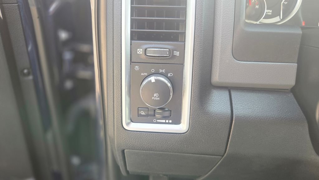 Used 2017 Blue Ram Big Horn image 18