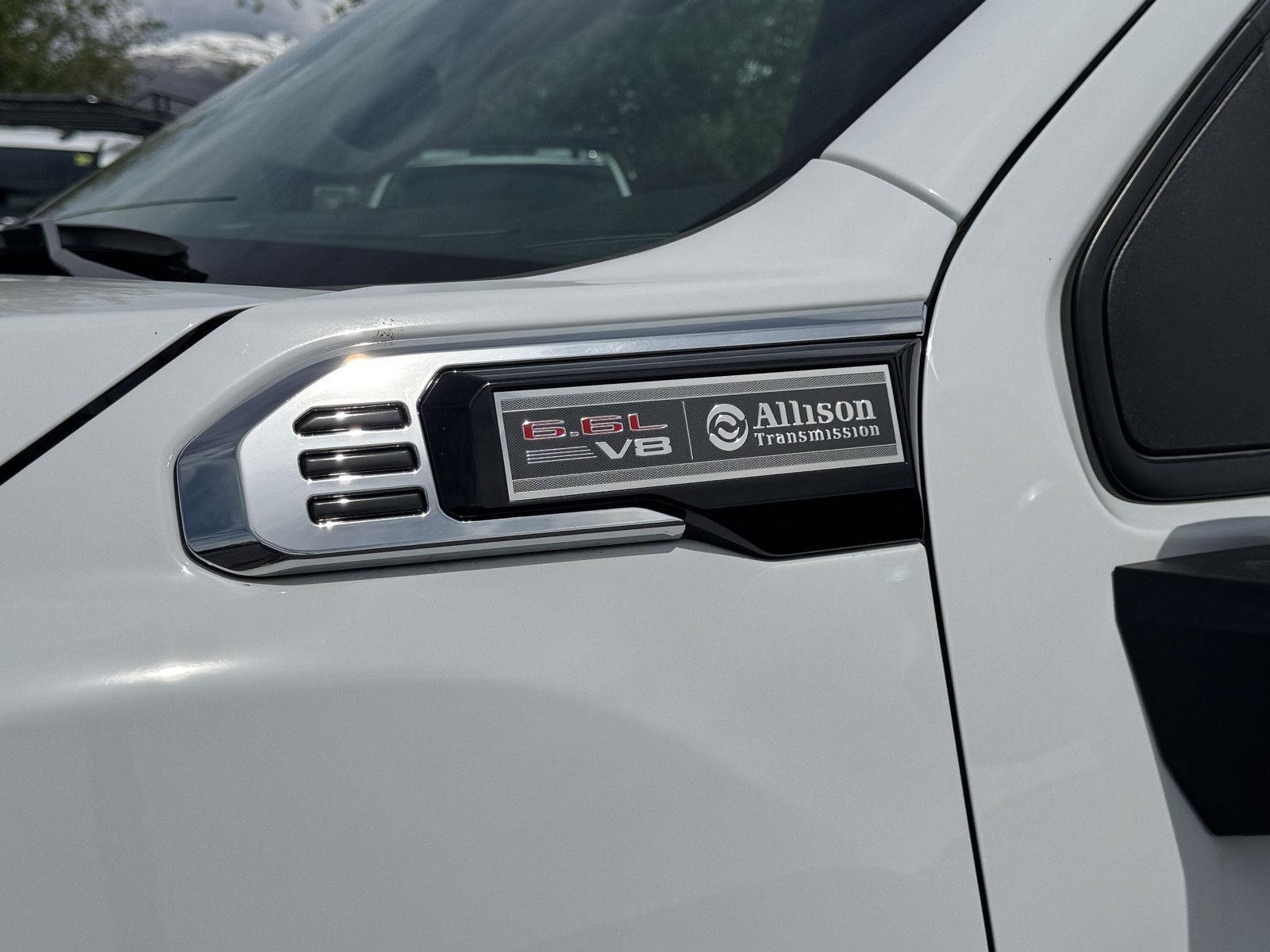 2025 GMC Sierra 2500HD Pro - Photo 14