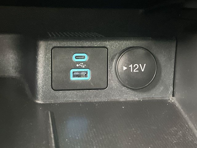 Used 2023 Agate Black Ford ST-Line image 28