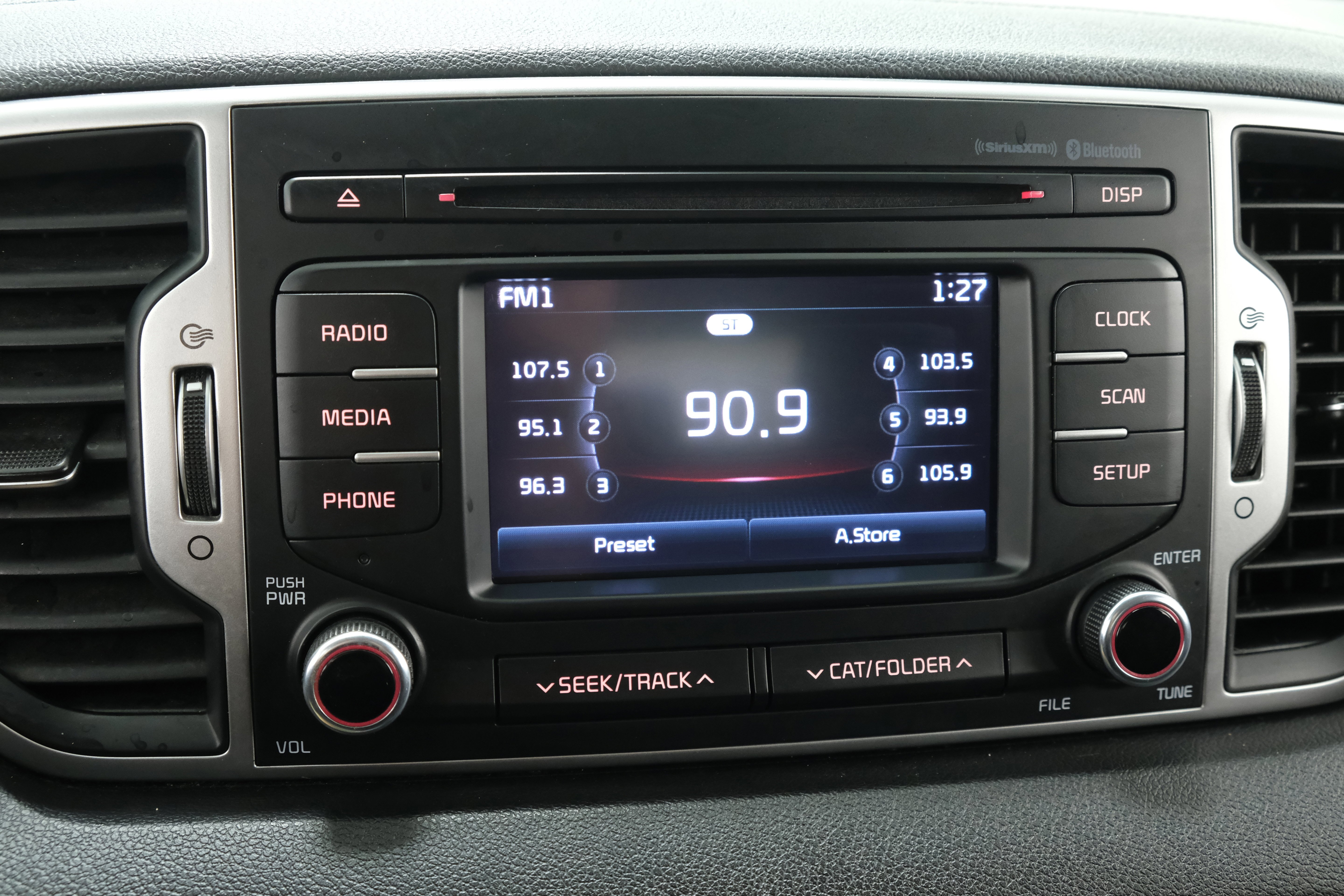Used 2018 Clear White Kia LX image 18