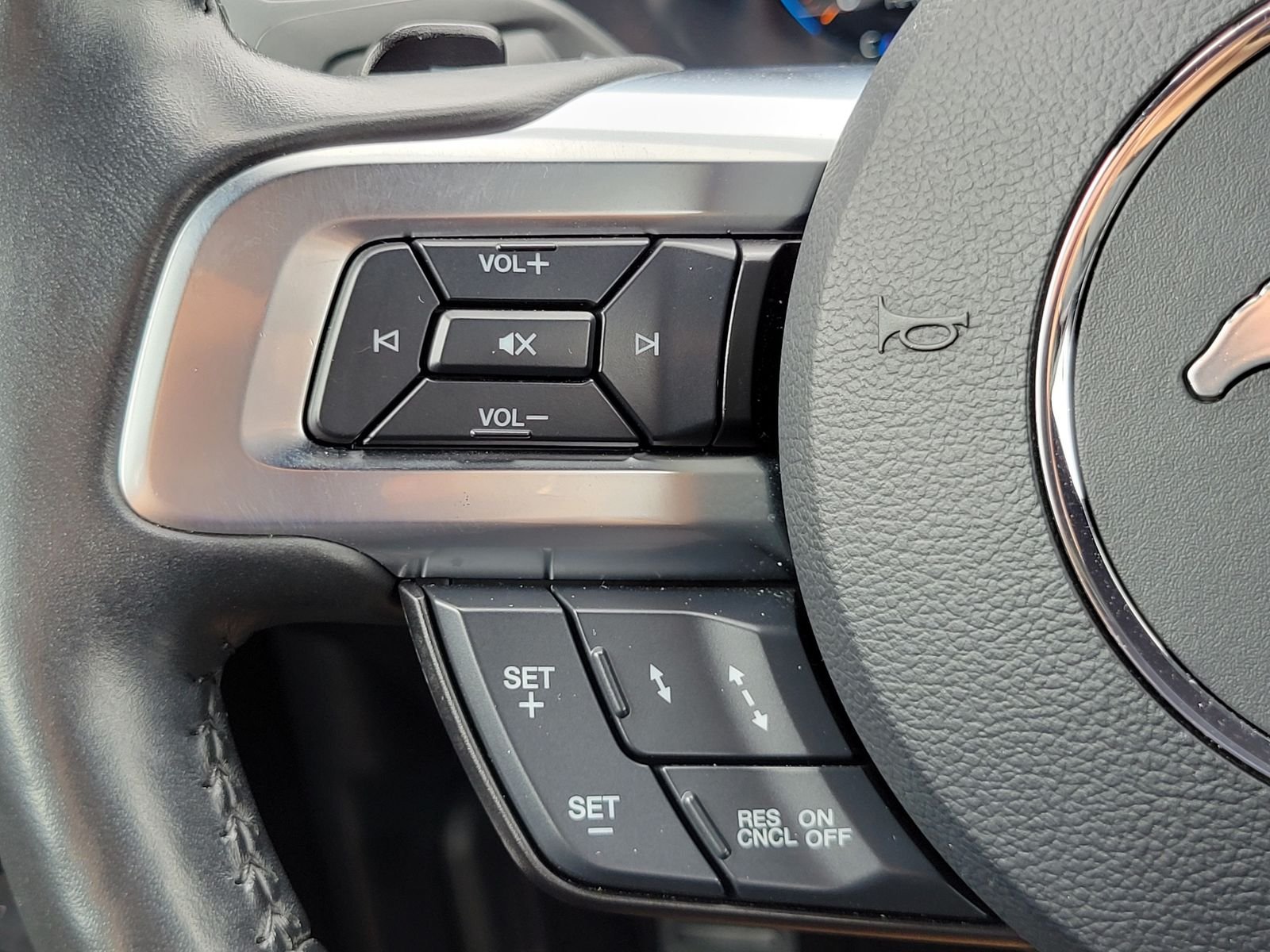 Used 2022 White Ford EcoBoost Premium image 17