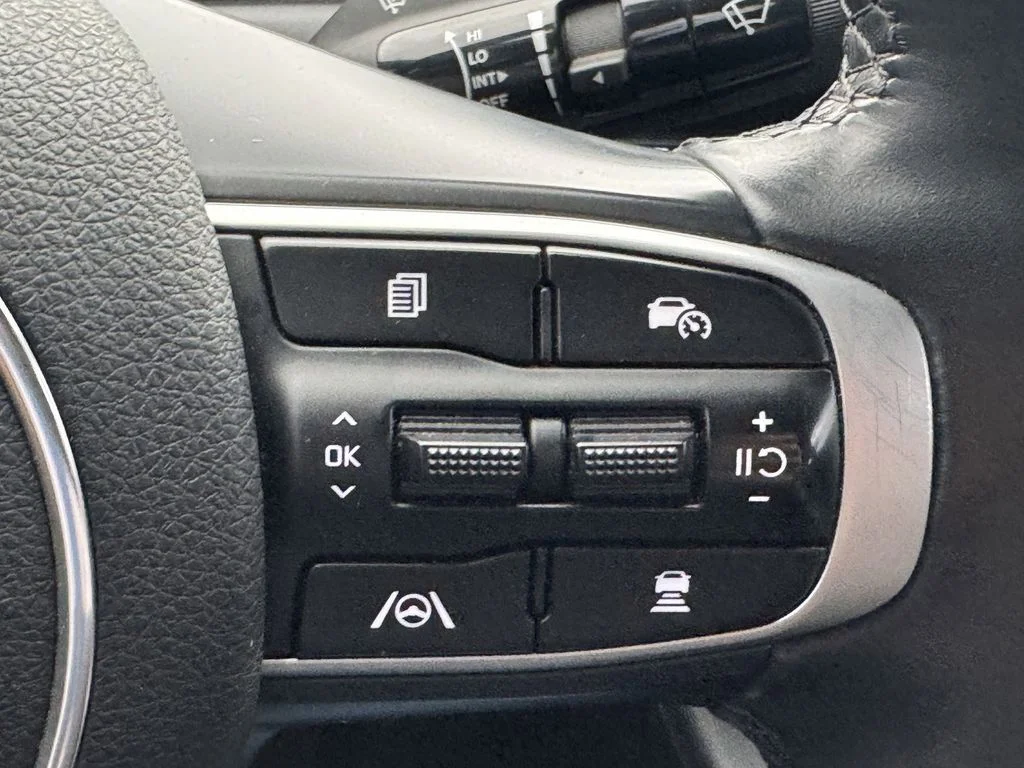 Used 2025 Gray Kia GT-Line image 18