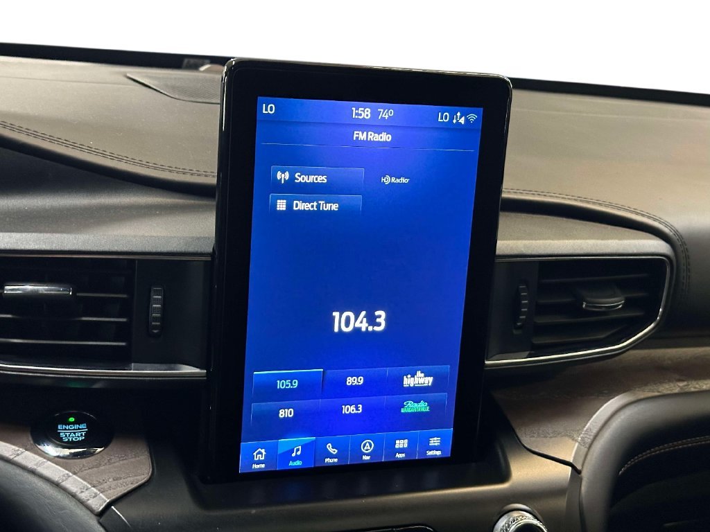 Used 2020 White Ford Platinum image 23