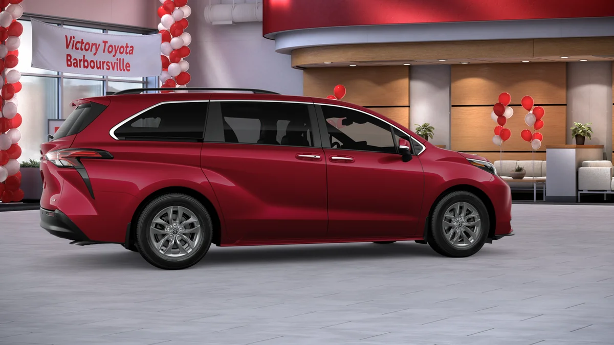 New 2026 Ruby Flare Pearl Toyota XLE image 31