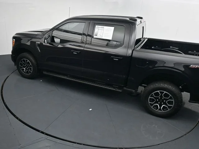 Used 2023 Black Ford XLT image 28