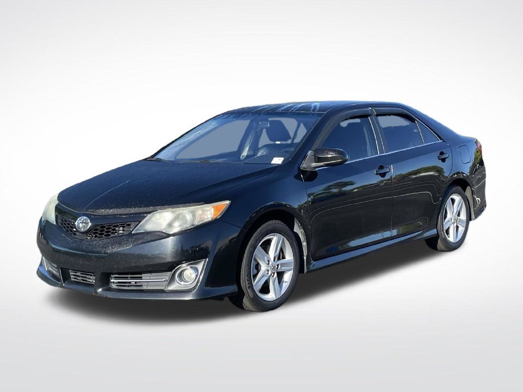Used 2014 Black Toyota SE image 3