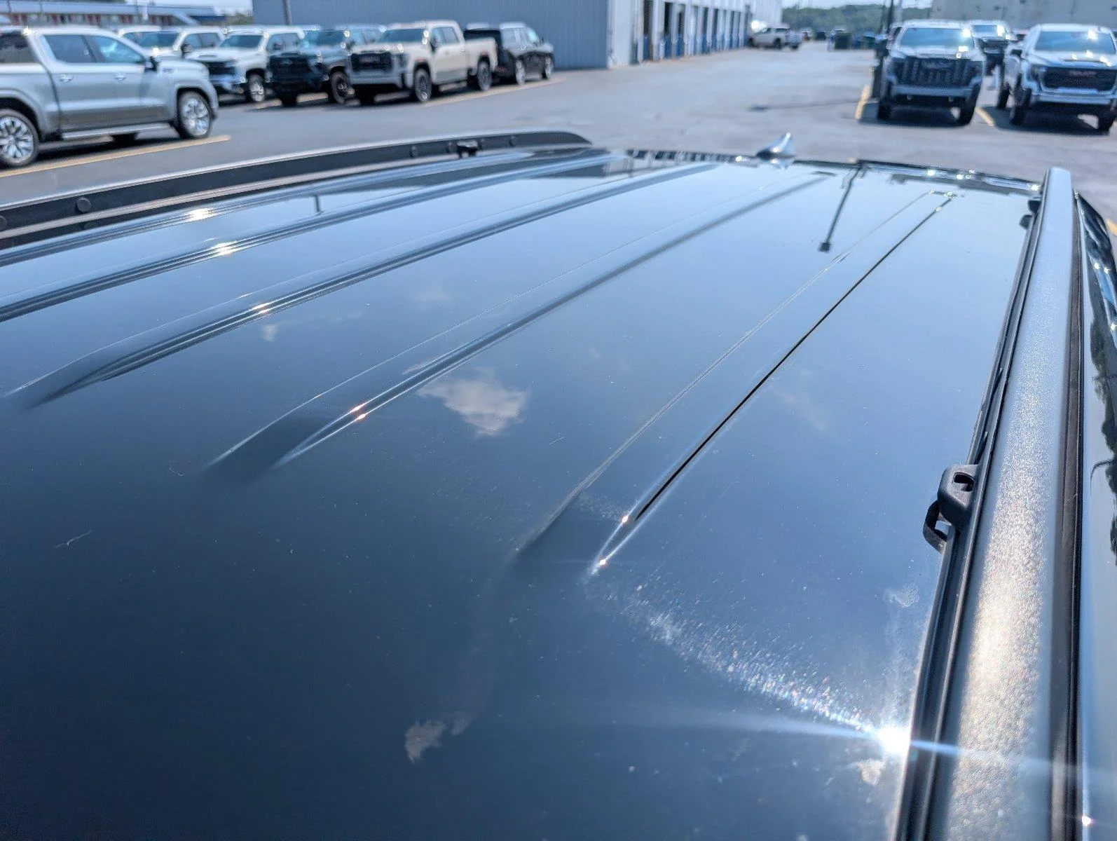 Used 2024 Sting-Gray Clearcoat Jeep Limited image 13