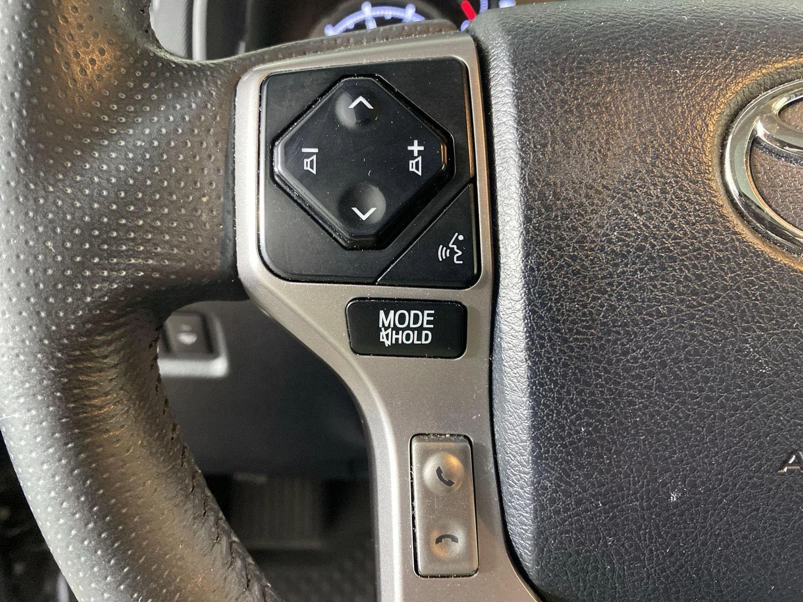 Used 2022 Magnetic Gray Metallic Toyota Limited image 17