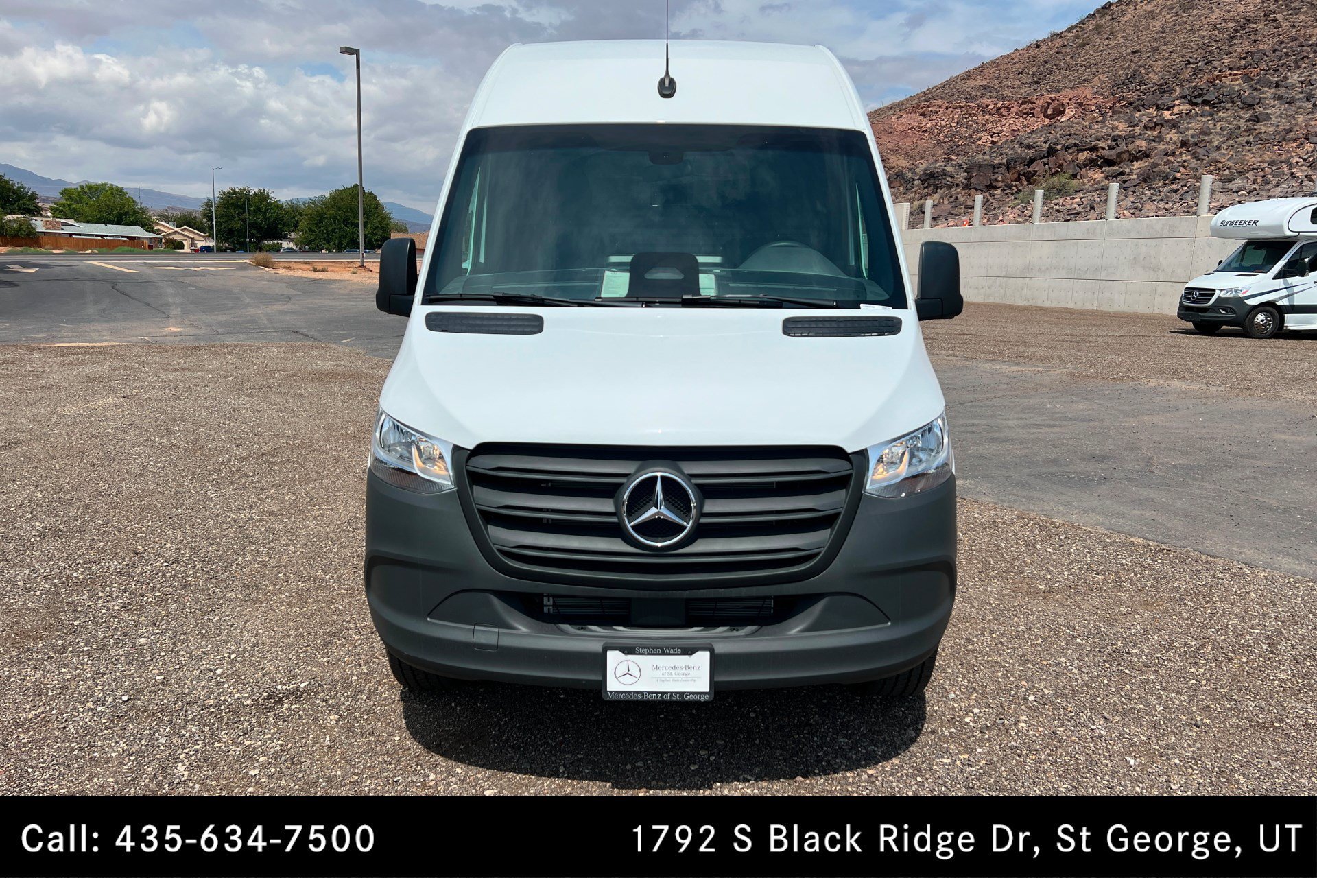 Used 2026 Arctic White Mercedes-Benz  image 9