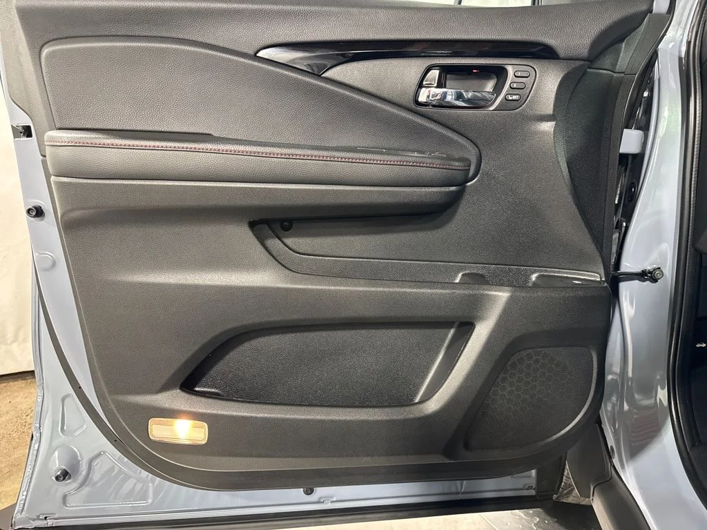 2023 Honda Ridgeline Black Edition - Photo 28