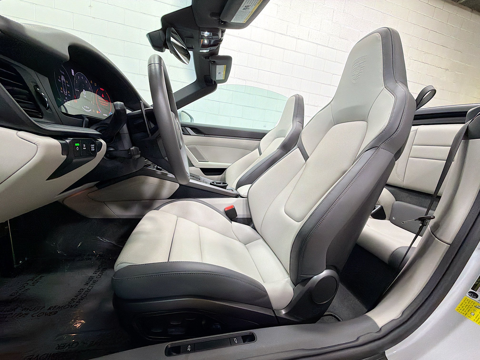 Certified Used 2025 Ice Gray Metallic Porsche Carrera image 5