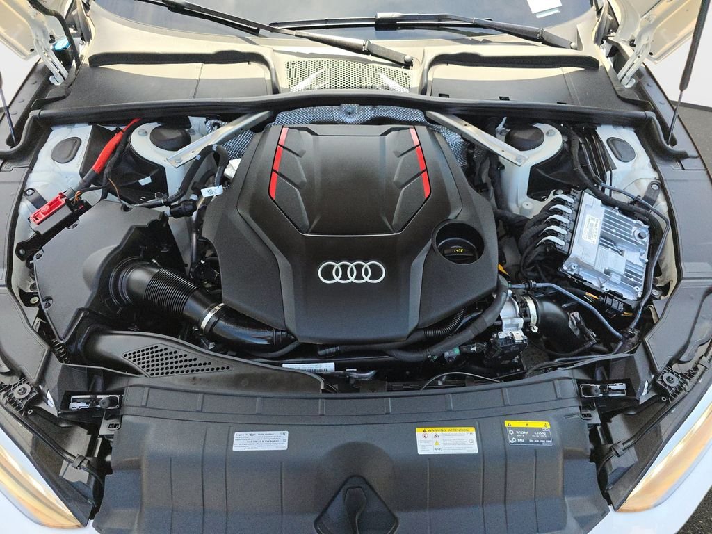 Used 2024 White Audi  image 34
