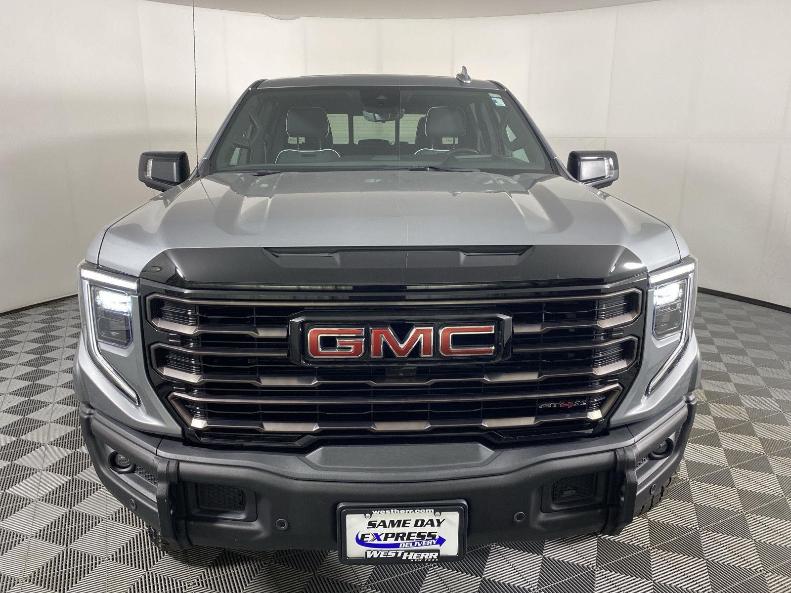 Used 2024 Sterling Metallic GMC AT4X image 10