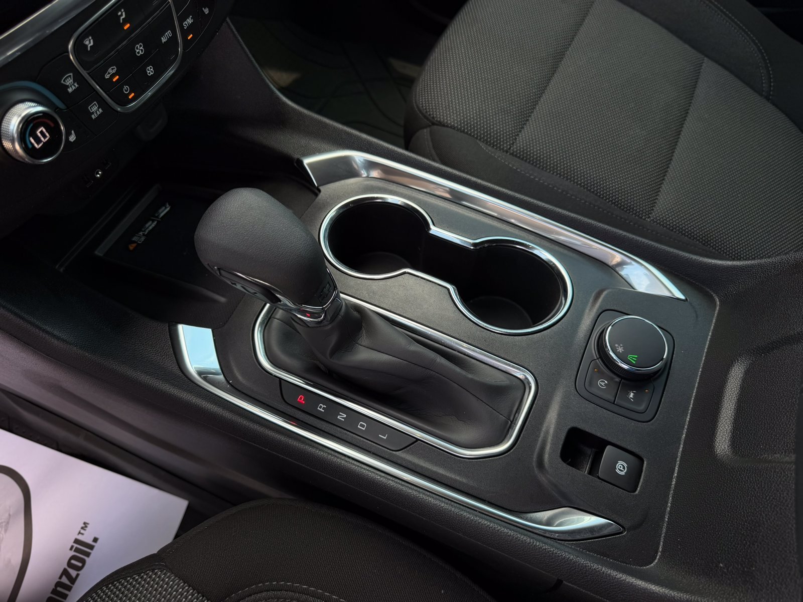 Used 2023 Iridescent Pearl Tricoat Chevrolet LT image 17