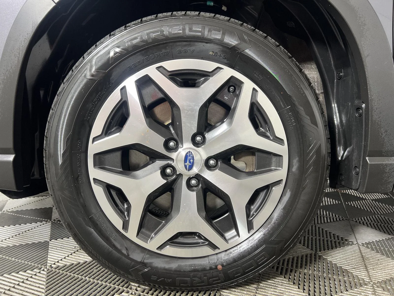 Used 2022 Magnetite Gray Metallic Subaru Premium image 23