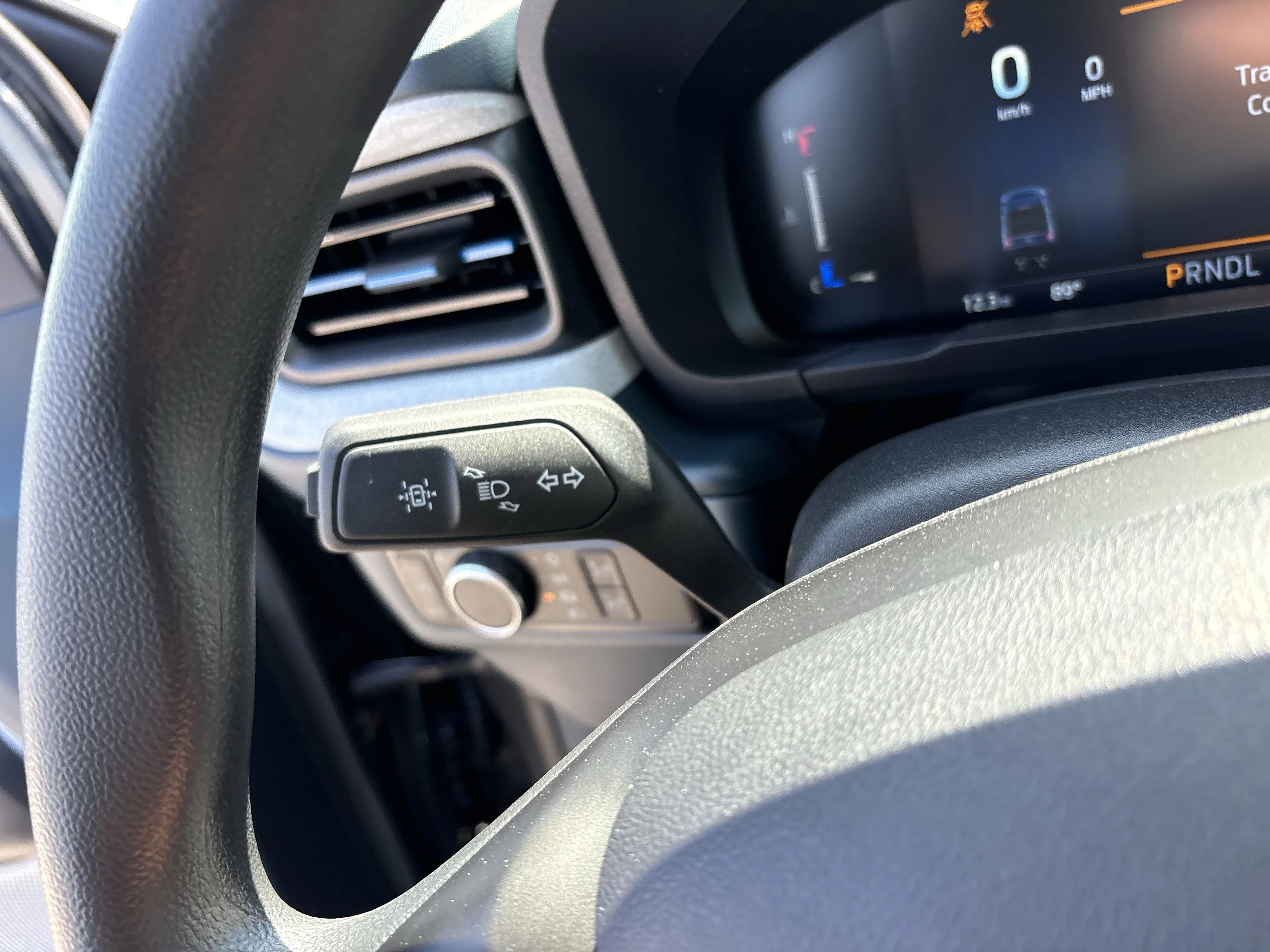 New 2026 Carbonized Gray Metallic Ford XLT image 27