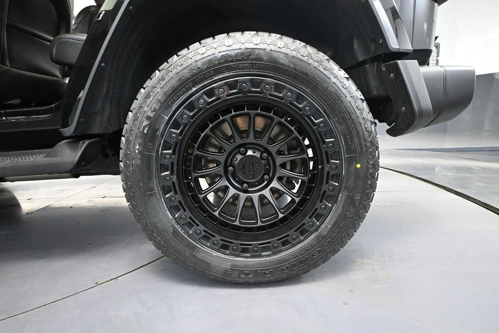 Used 2023 Black Jeep Sahara 4xe image 10