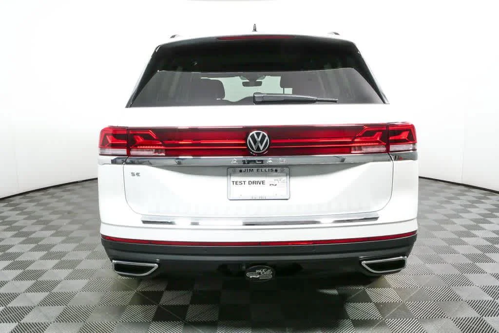 New 2026 Opal White Pearl Volkswagen 2.0T SE w/Technology image 26