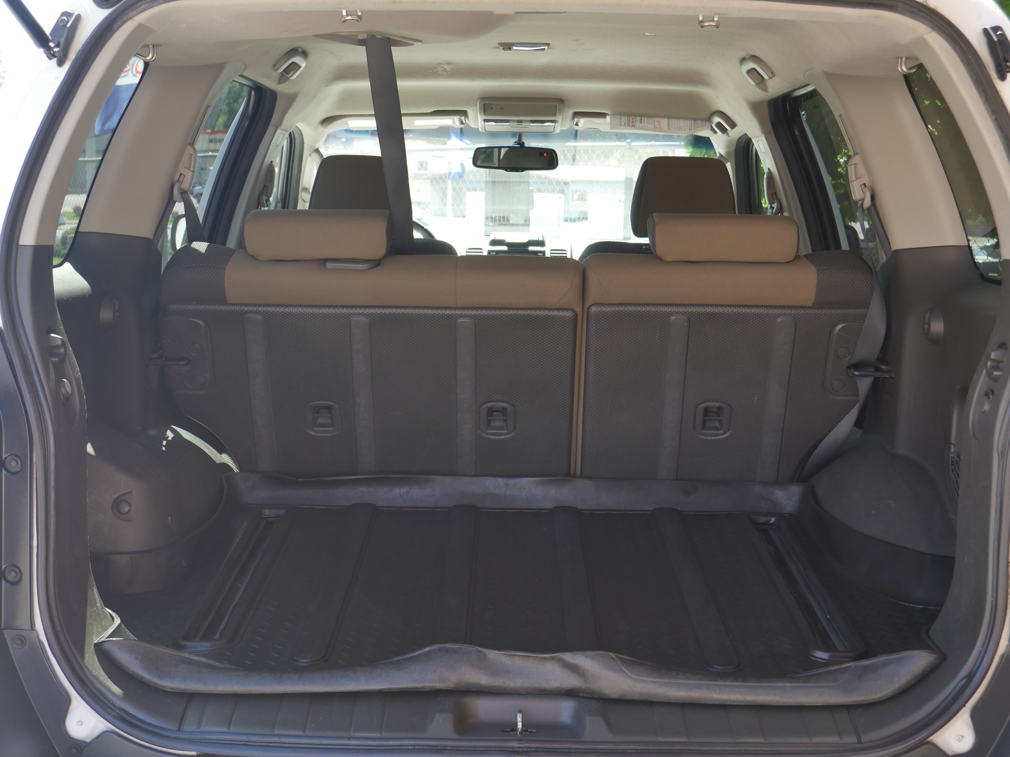 Used 2008 Avalanche Nissan SE image 20