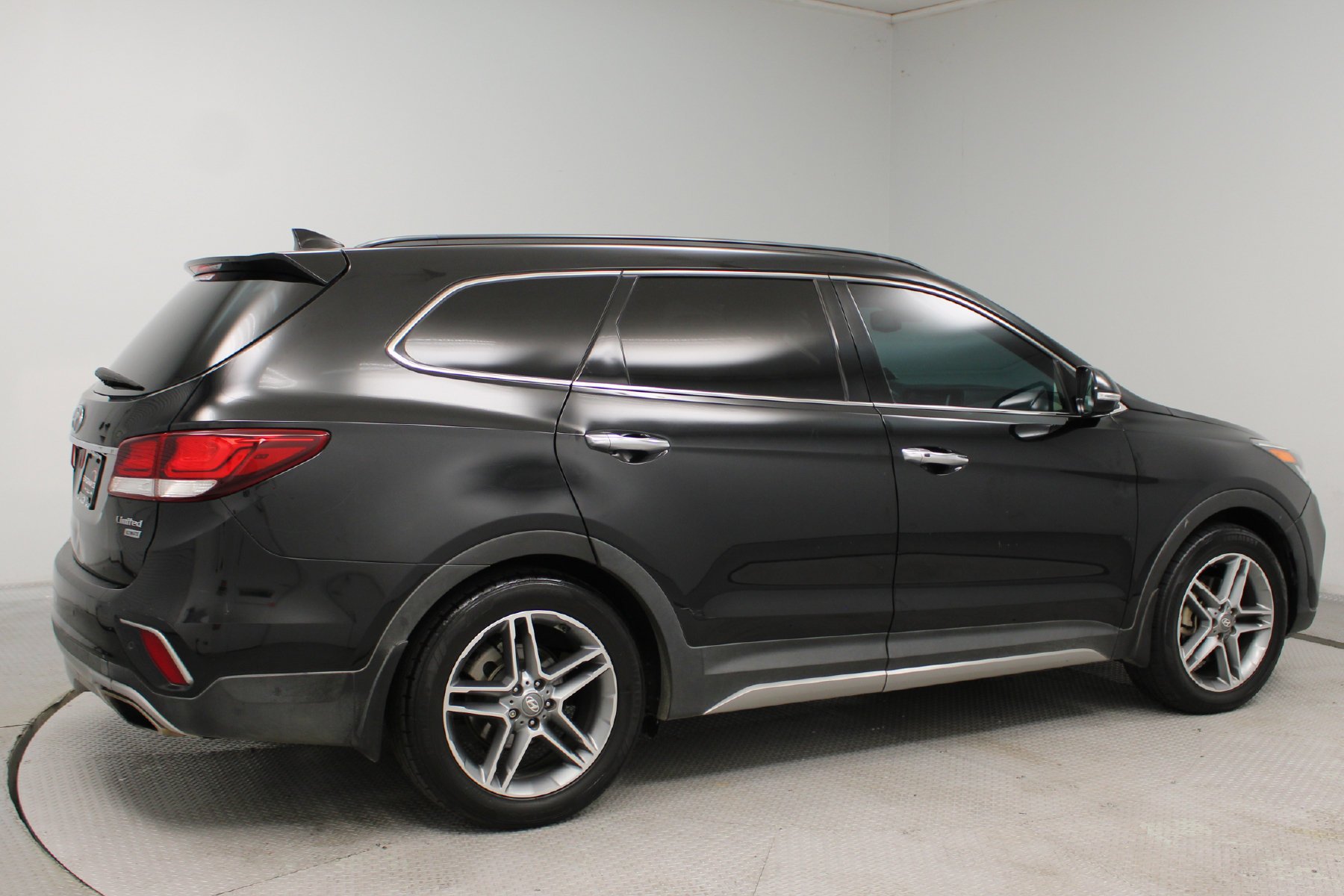 Used 2018 Becketts Black Hyundai Limited Ultimate 3.3L Auto image 27