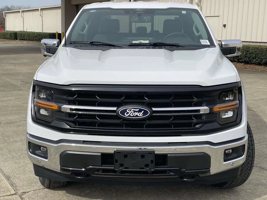 New 2026 White Ford XLT image 8